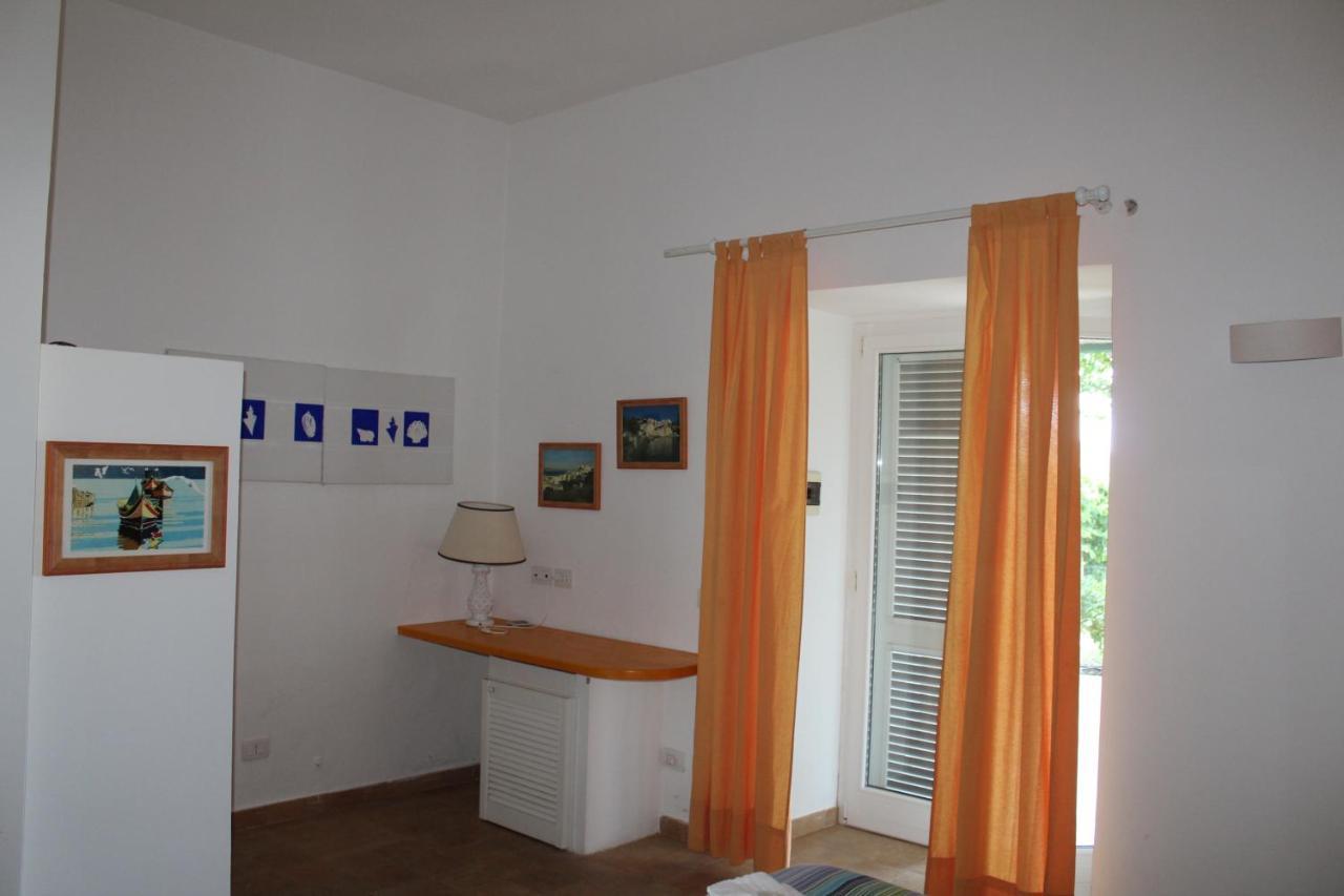 Agenzia Isotur Villa Olimpia Ponza Kültér fotó